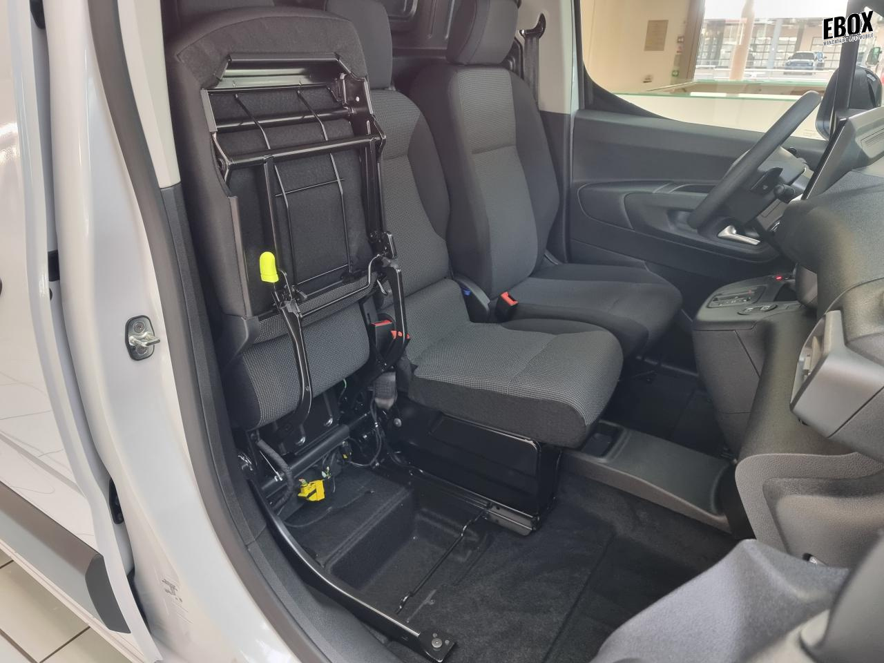 0679-0003380_p68 - CITROEN - BERLINGO - 2025 - photo 12