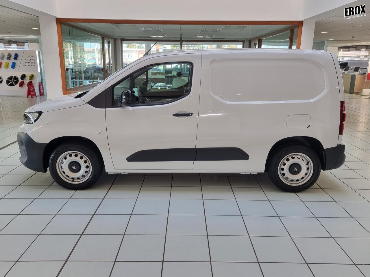 0679-0003381_p68 - CITROEN - BERLINGO - 2025 - photo 27