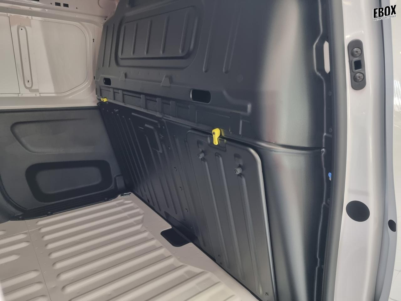 0679-0003381_p68 - CITROEN - BERLINGO - 2025 - photo 15