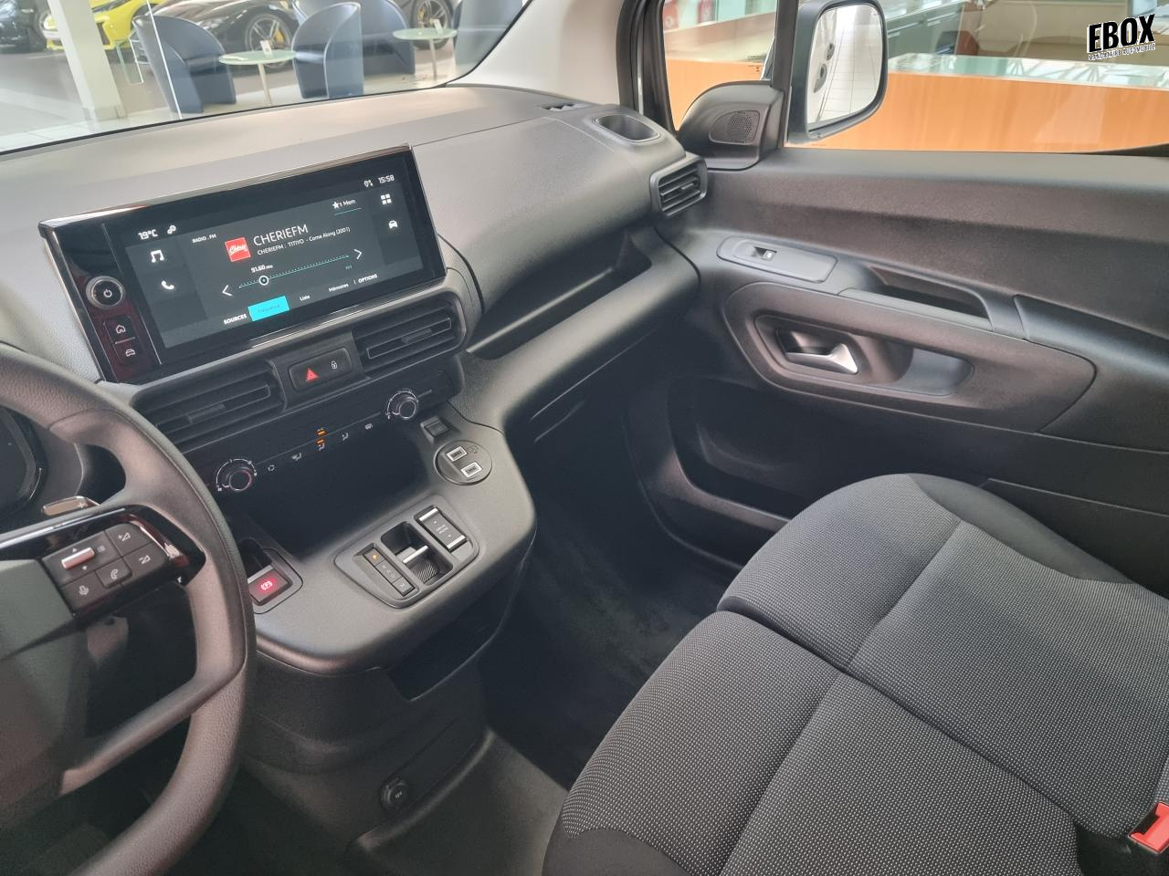 0679-0003381_p68 - CITROEN - BERLINGO - 2025 - photo 4