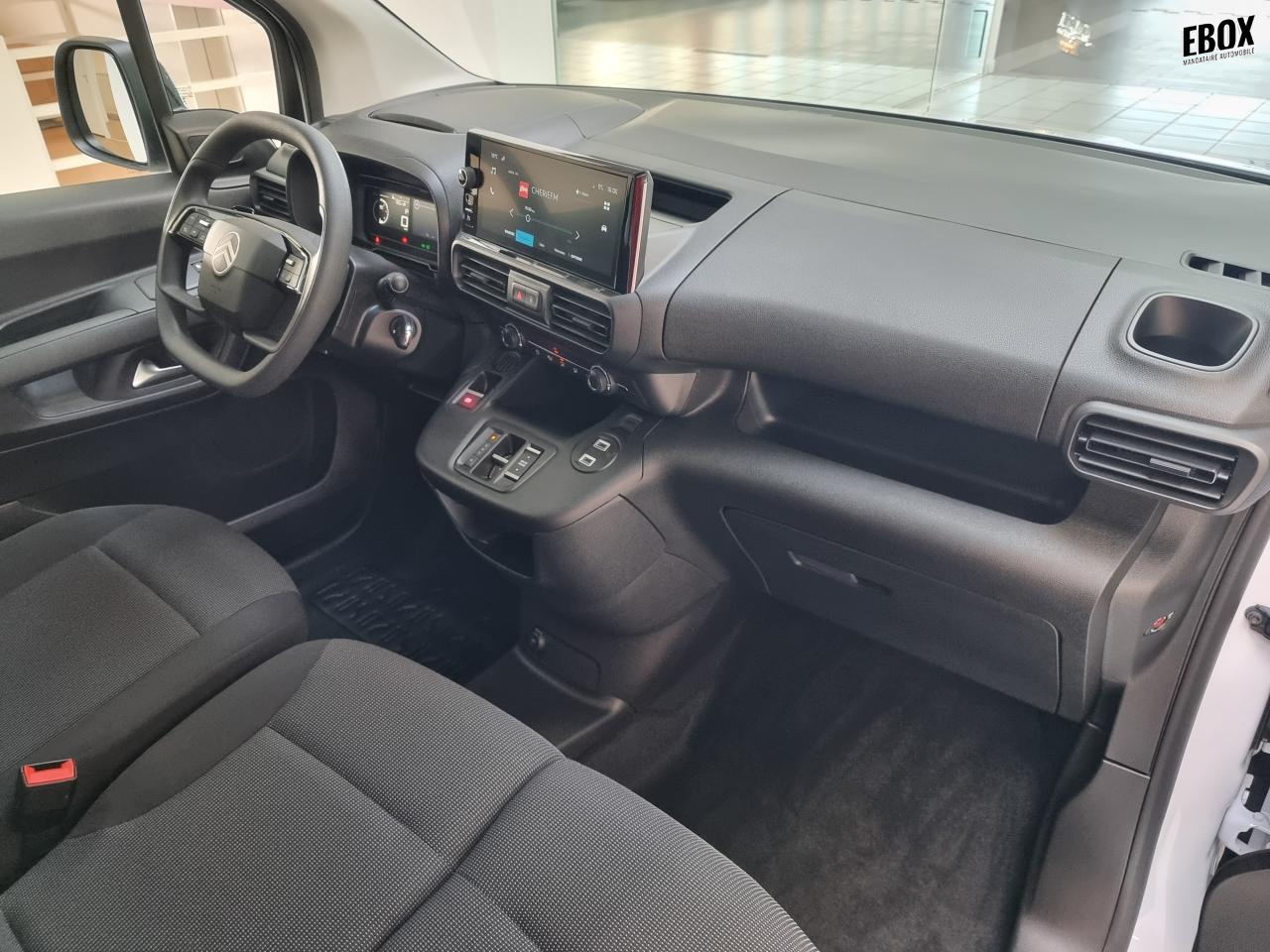 0679-0003381_p68 - CITROEN - BERLINGO - 2025 - photo 3