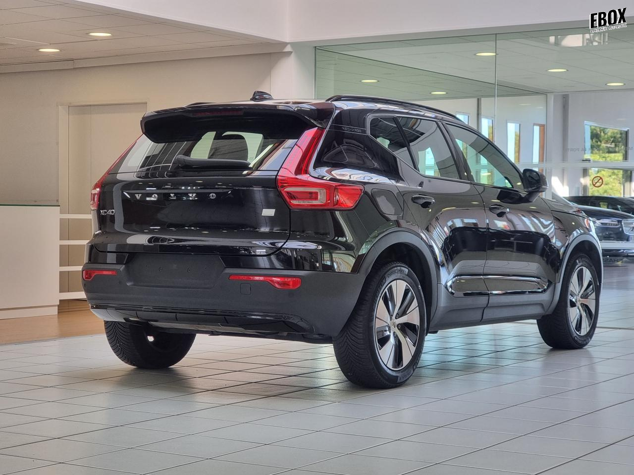 0679-0003429_p68 - VOLVO - XC 40 - 2023 - photo 2