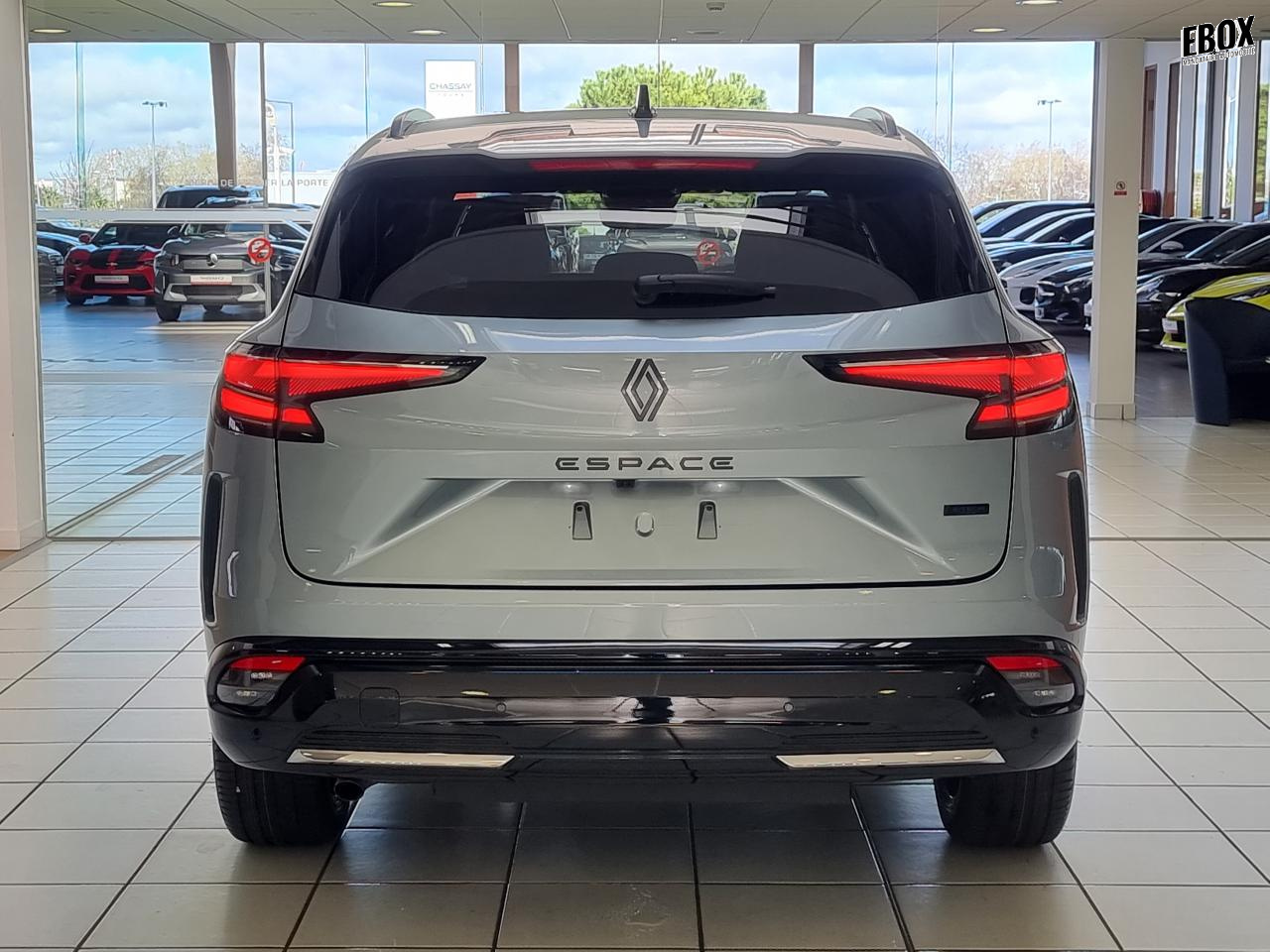 0679-0003460_p68 - RENAULT - ESPACE - 2025 - photo 28