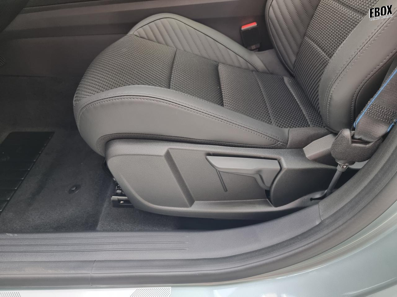 0679-0003460_p68 - RENAULT - ESPACE - 2025 - photo 17