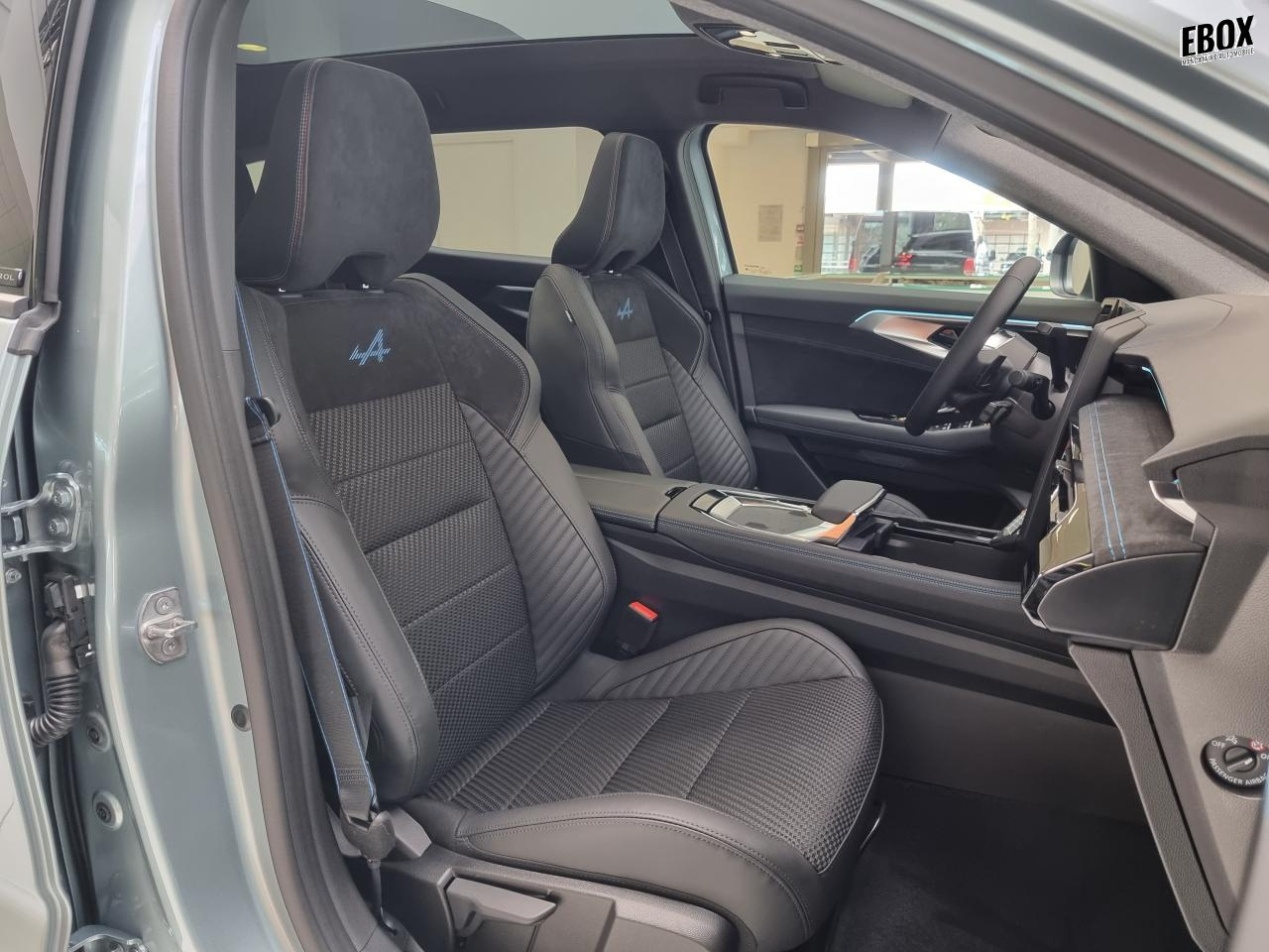 0679-0003460_p68 - RENAULT - ESPACE - 2025 - photo 10