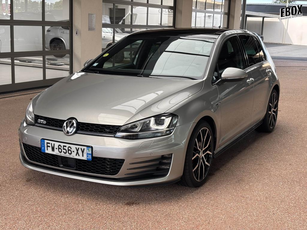 0679-0003483_p68 - VOLKSWAGEN - GOLF - 2015 - photo 1