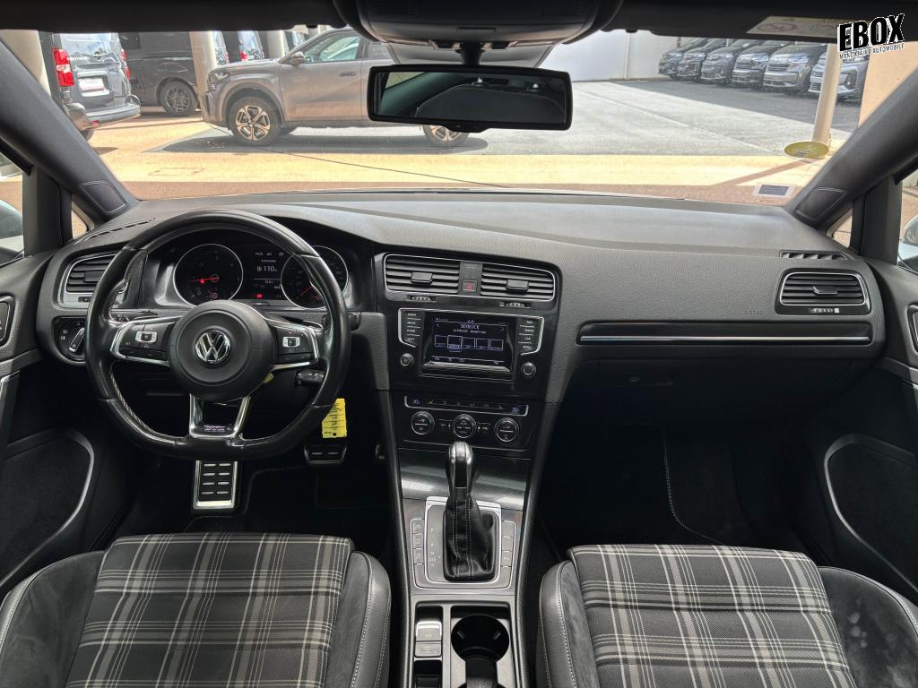 0679-0003483_p68 - VOLKSWAGEN - GOLF - 2015 - photo 13