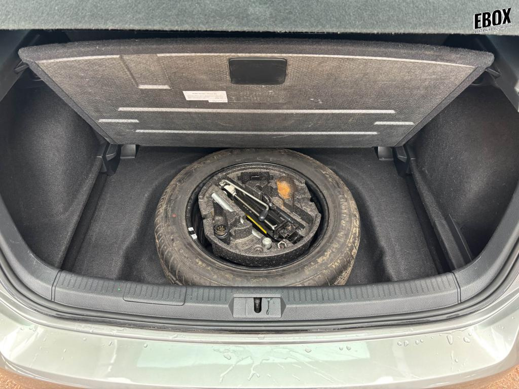 0679-0003483_p68 - VOLKSWAGEN - GOLF - 2015 - photo 19