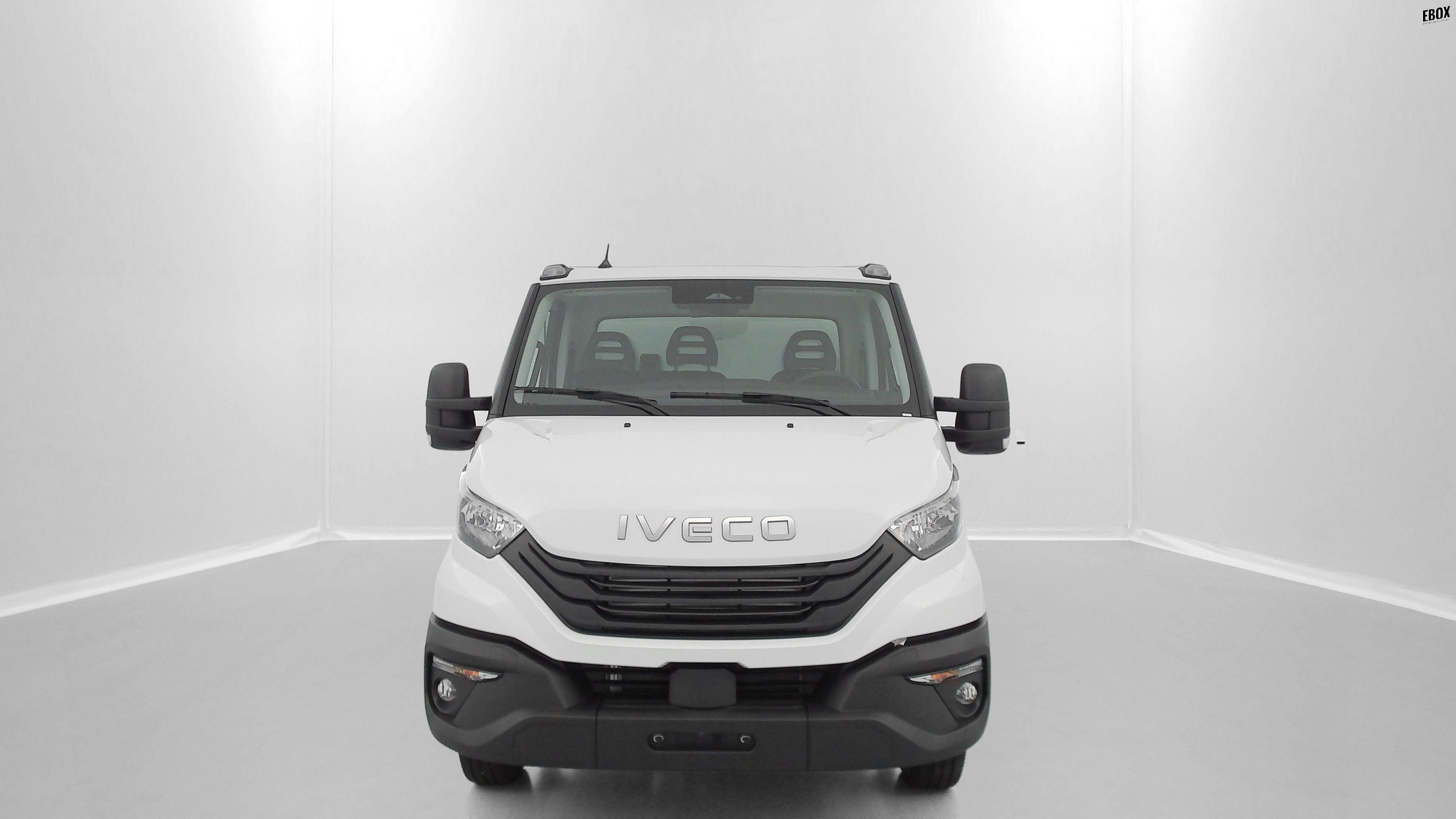 GLI00026435_p53 - IVECO - DAILY - 2026 - photo 2