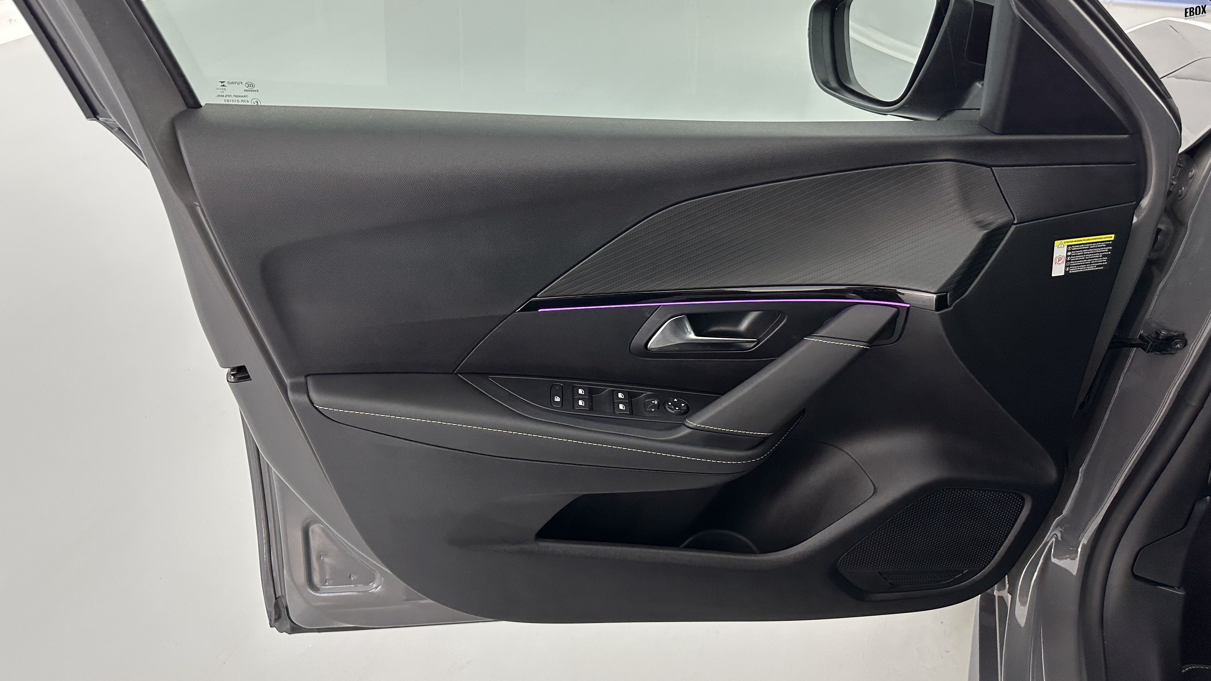 GLI00031956_p53 - PEUGEOT - 208 - 2024 - photo 13