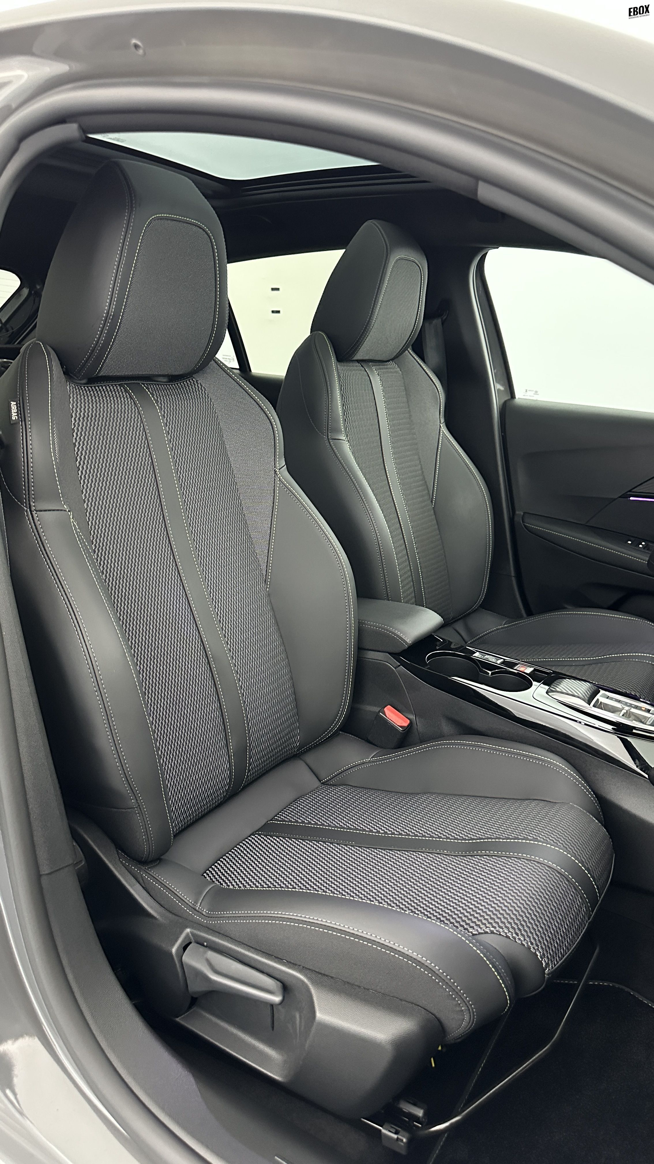 GLI00031956_p53 - PEUGEOT - 208 - 2024 - photo 18