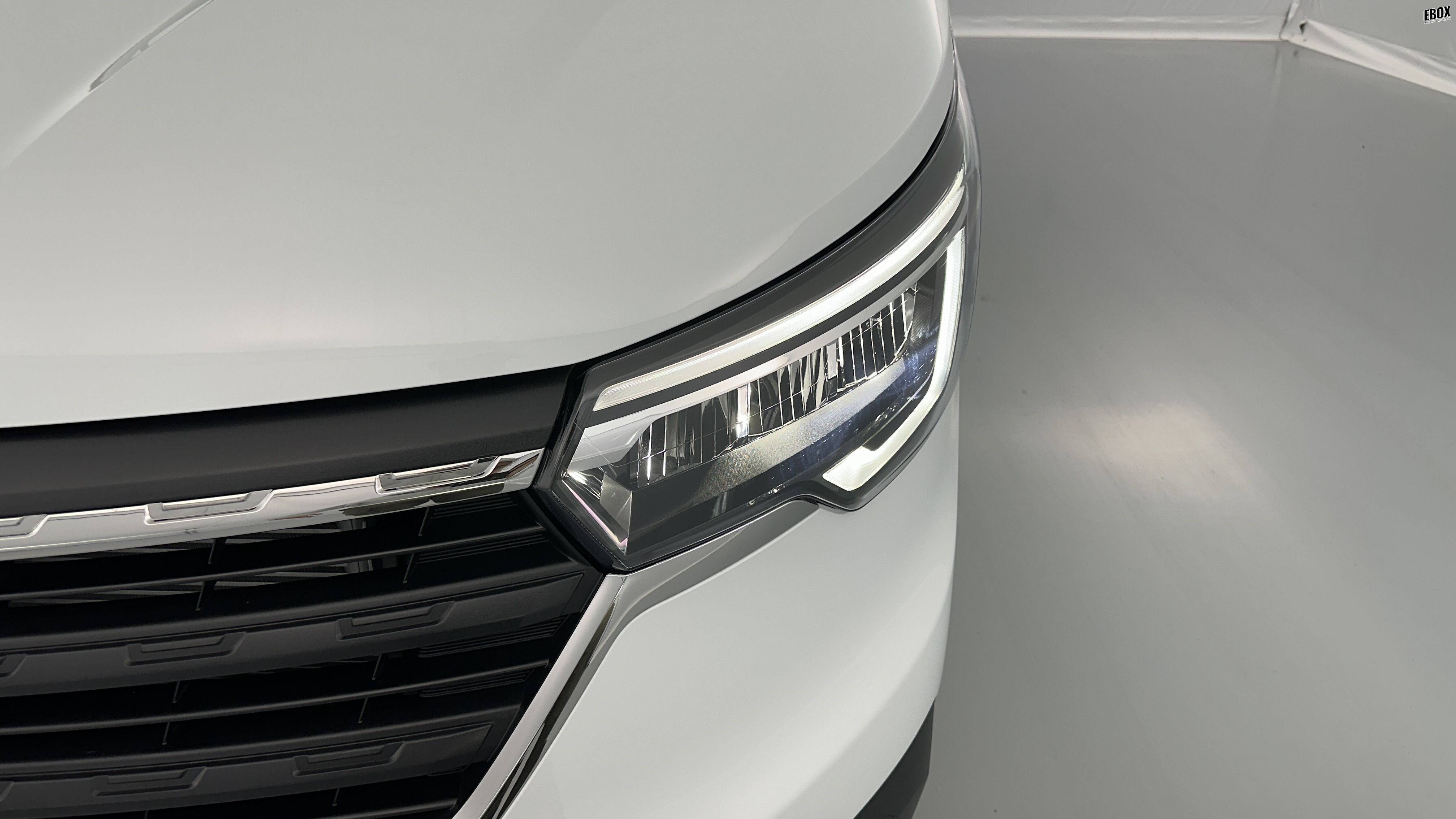 GLI00026544_p53 - RENAULT - TRAFIC - 2025 - photo 14