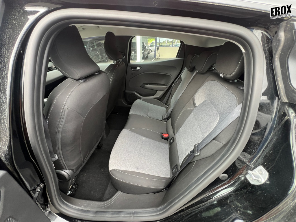 72507_p51 - RENAULT - CLIO - 2025 - photo 11