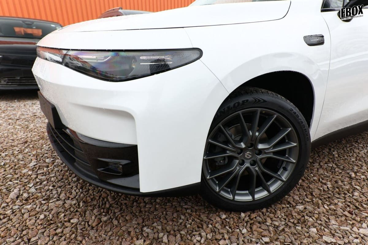 383800_p2 - LEAPMOTOR - C10 - 2026 - photo 5