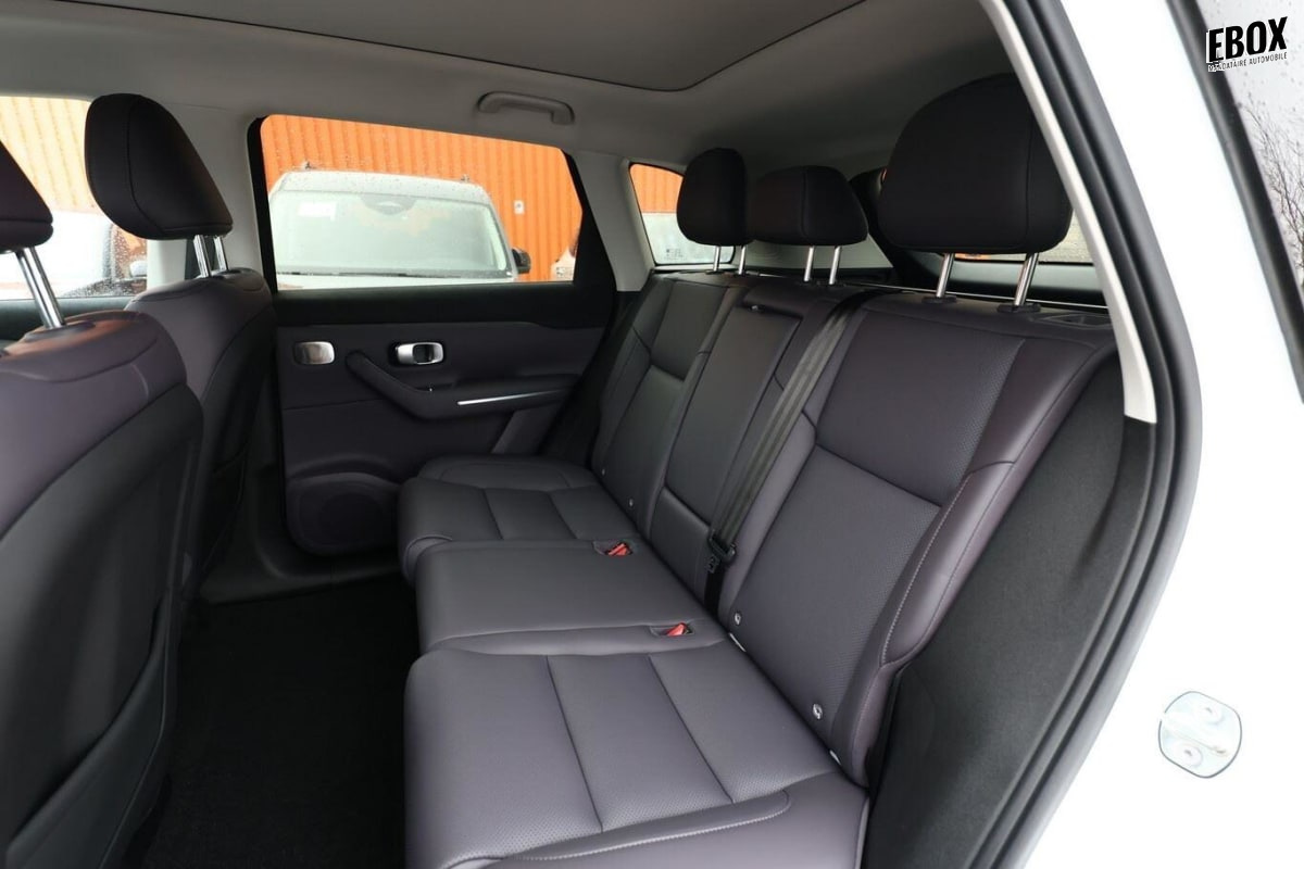 375919_p2 - LEAPMOTOR - C10 - 2026 - photo 9