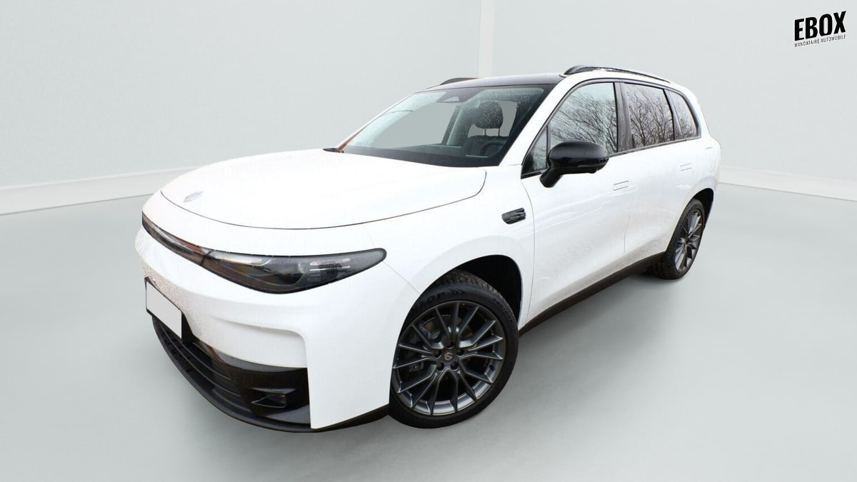 383800_p2 - LEAPMOTOR - C10 - 2026 - photo 1