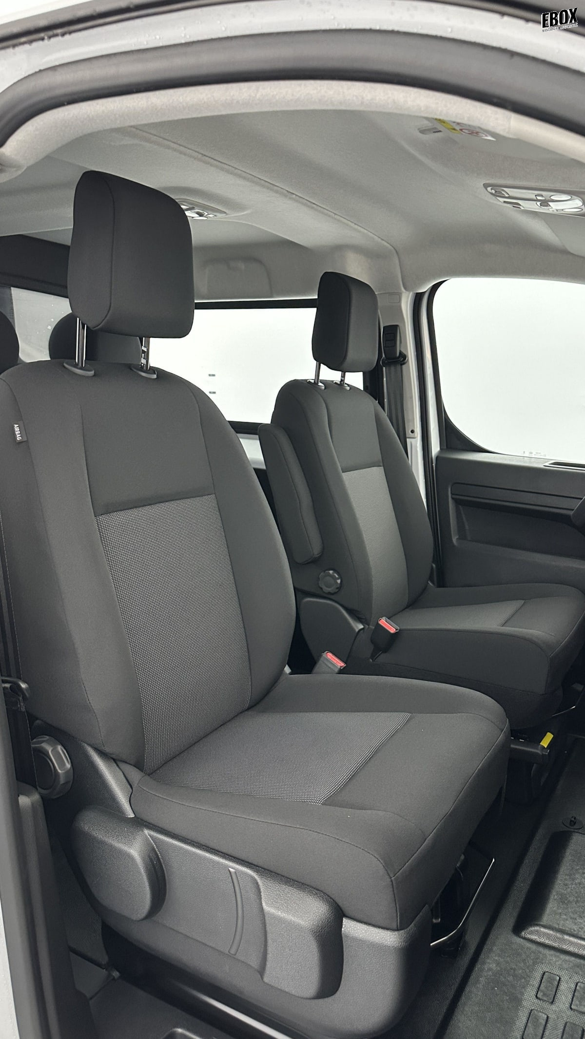 385813_p2 - PEUGEOT - EXPERT CA - 2026 - photo 8