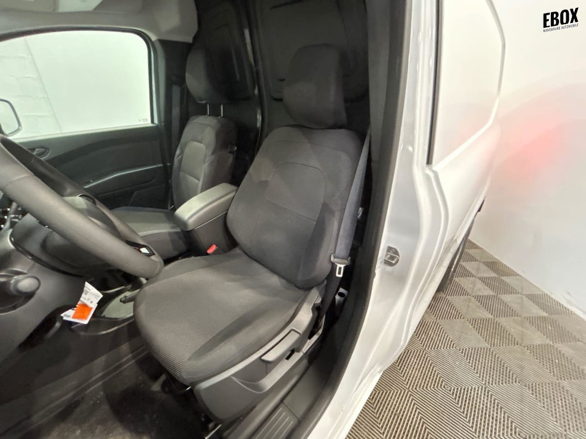 384696_p2 - RENAULT - KANGOO - 2025 - photo 7