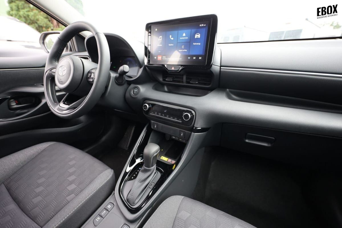 385933_p2 - TOYOTA - YARIS - 2026 - photo 9