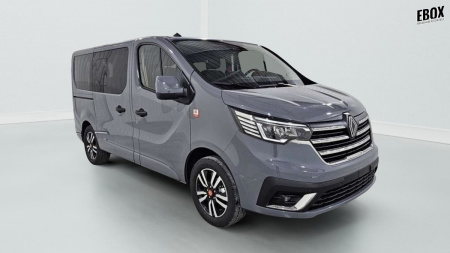 386528_p2 - RENAULT - TRAFIC - 2026