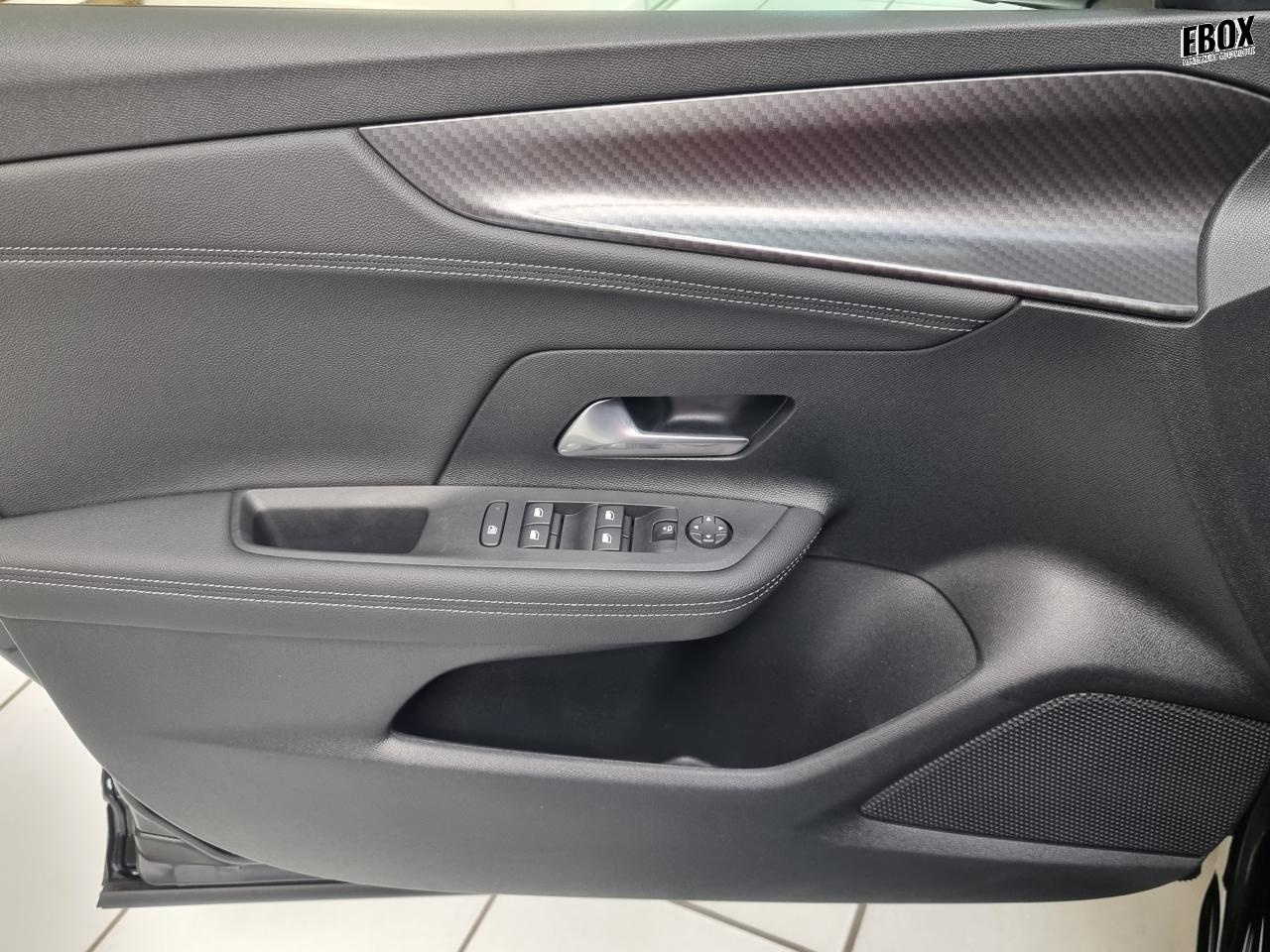 0679-0003489_p68 - OPEL - MOKKA E - 2023 - photo 15