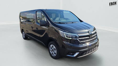 357227_p2 - RENAULT - TRAFIC - 2025