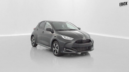 390745_p2 - TOYOTA - YARIS - 2026