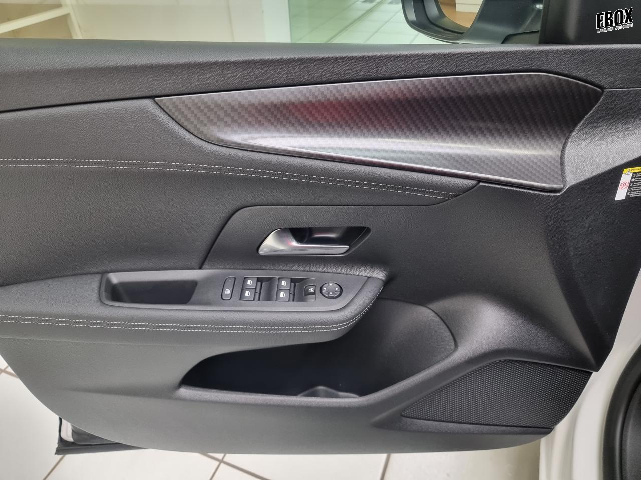 0679-0003477_p68 - OPEL - MOKKA E - 2023 - photo 15