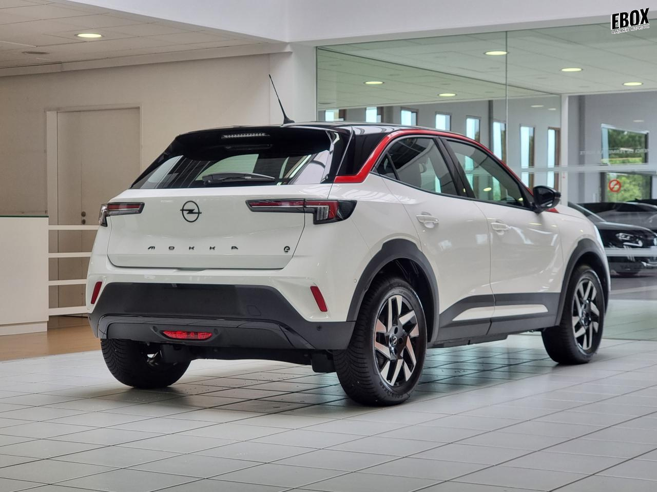 0679-0003477_p68 - OPEL - MOKKA E - 2023 - photo 2
