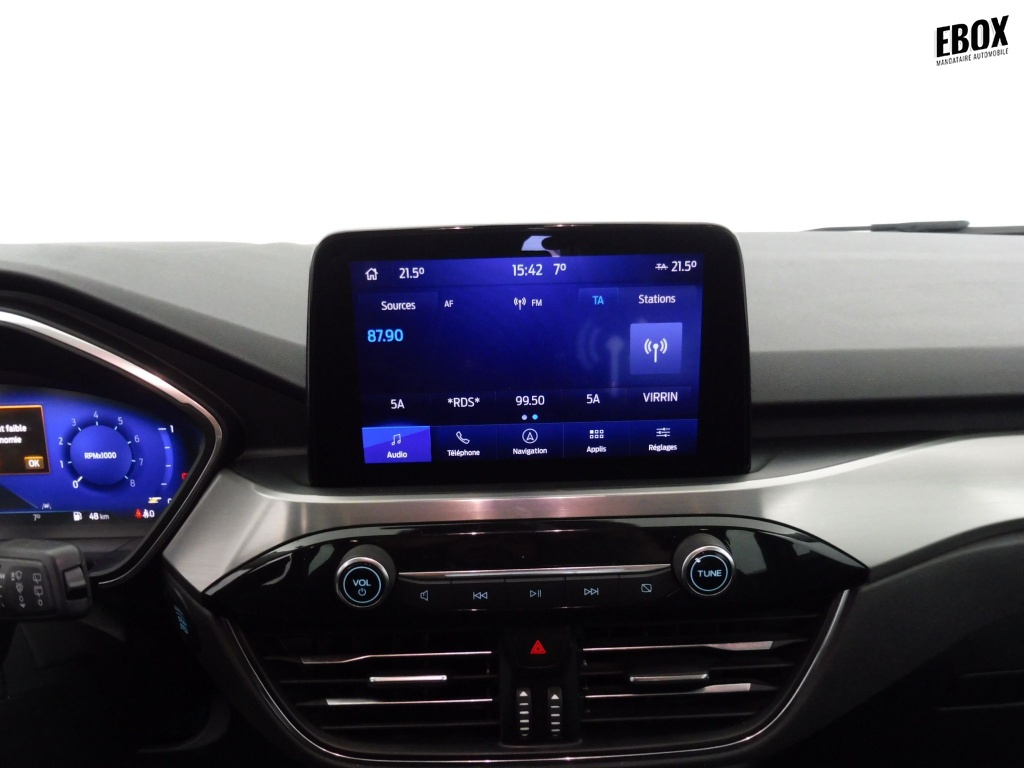 73058_p51 - FORD - KUGA - 2022 - photo 13