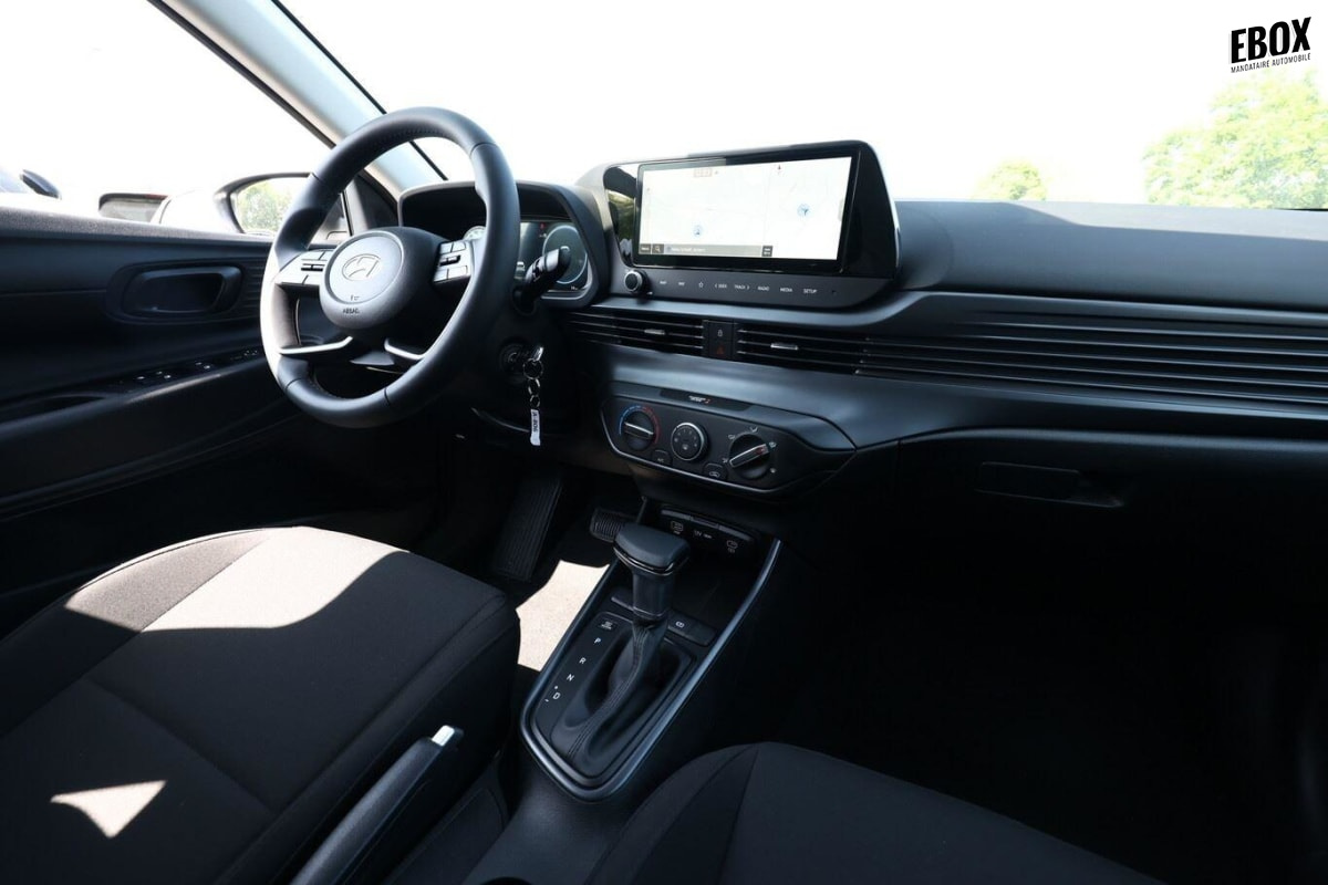 390481_p2 - HYUNDAI - I 20 - 2026 - photo 9