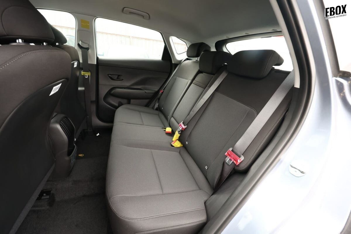 391489_p2 - HYUNDAI - KONA - 2026 - photo 9