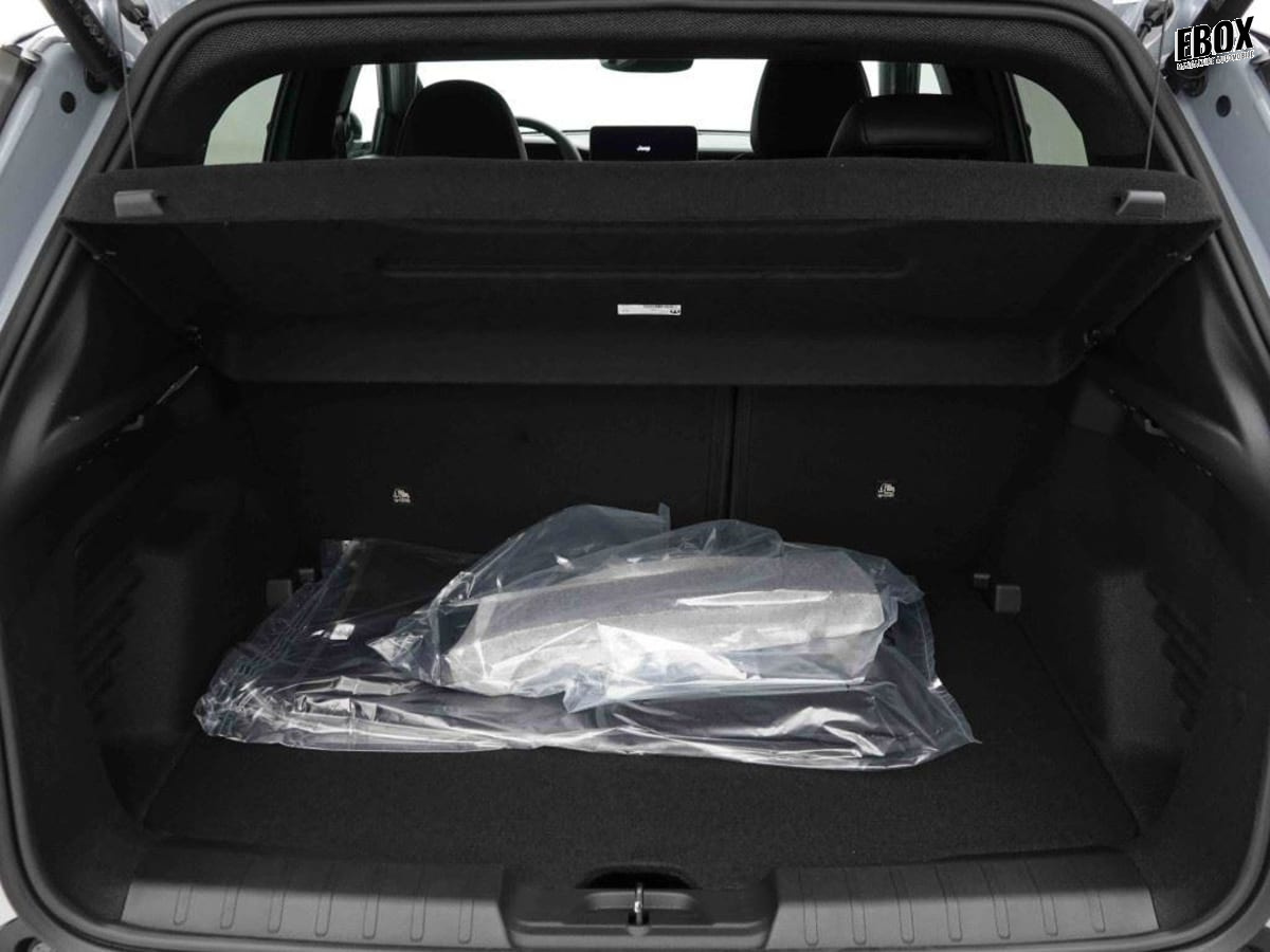 391319_p2 - JEEP - AVENGER - 2026 - photo 6
