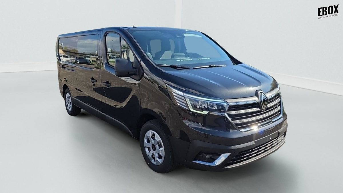 357227_p2 - RENAULT - TRAFIC - 2025 - photo 1