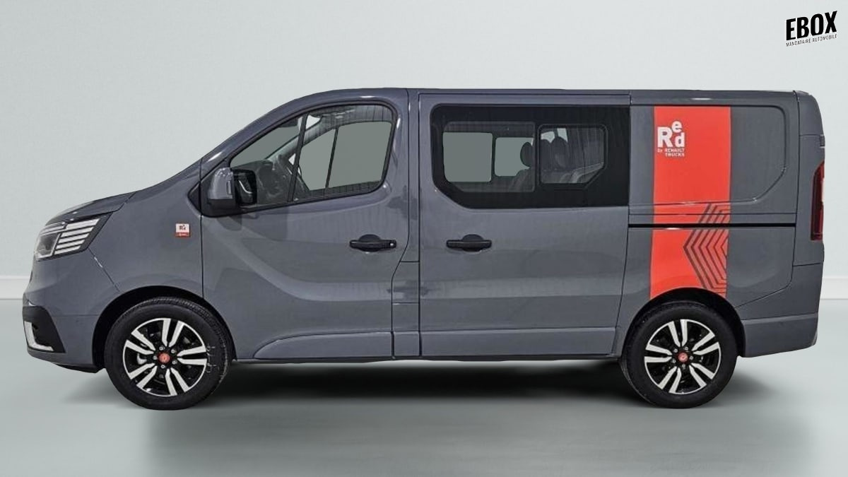 391249_p2 - RENAULT - TRAFIC - 2026 - photo 3