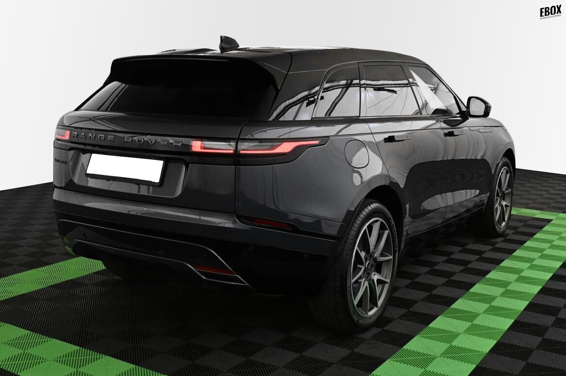 18309_p35 - LAND ROVER - VELAR - 2023 - photo 4