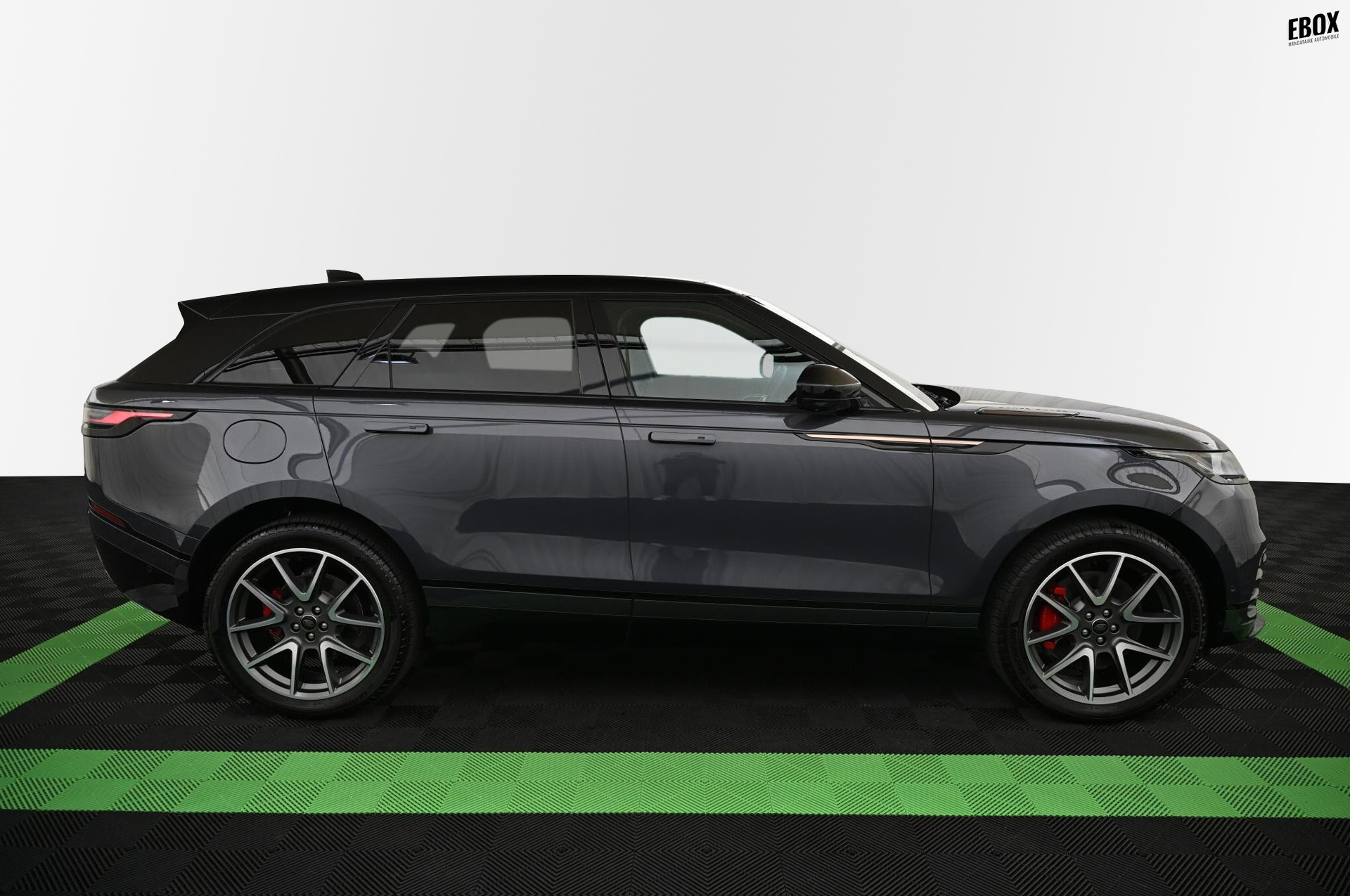 18309_p35 - LAND ROVER - VELAR - 2023 - photo 7