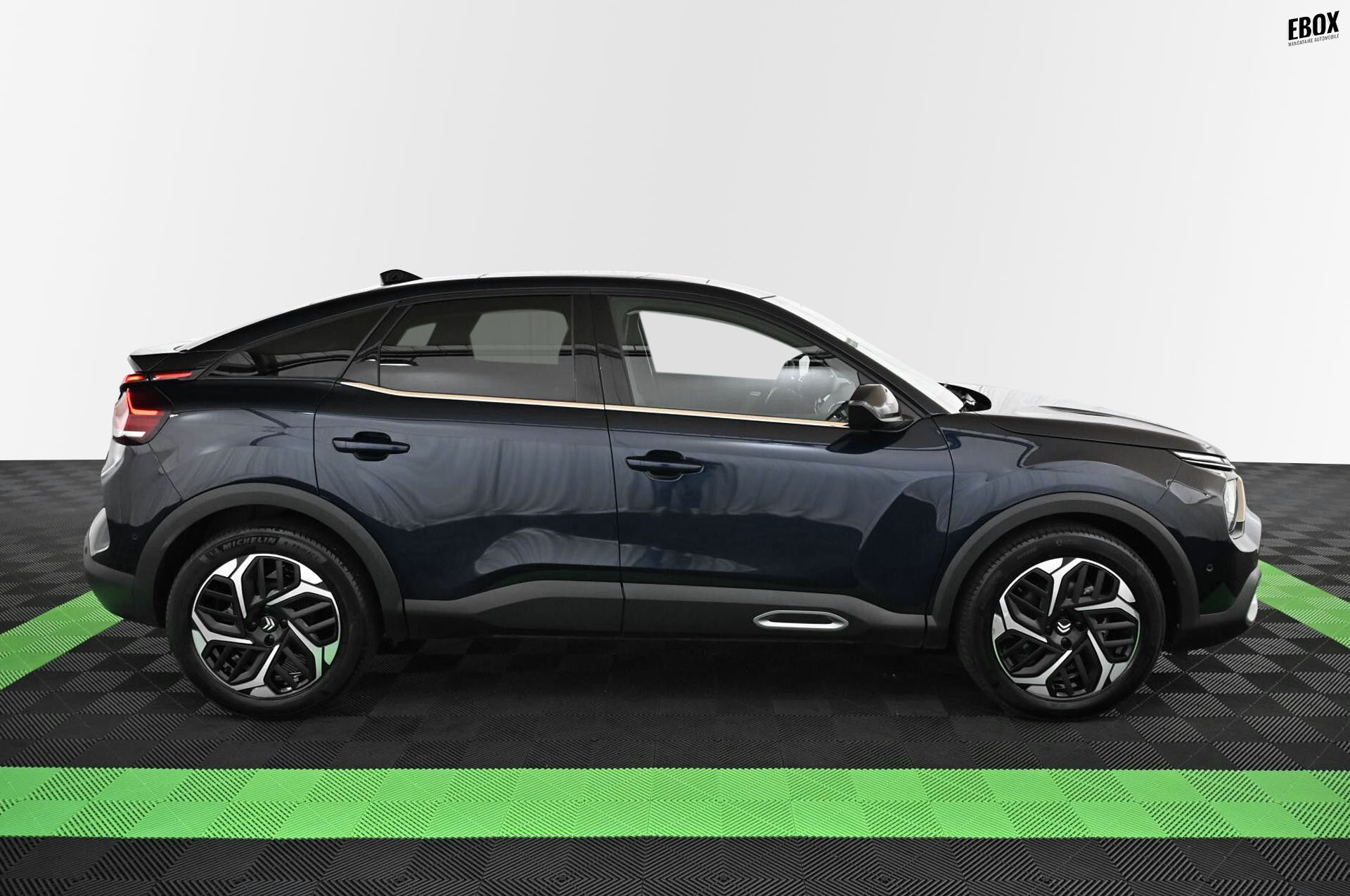 18543_p35 - CITROEN - C4 - 2024 - photo 7