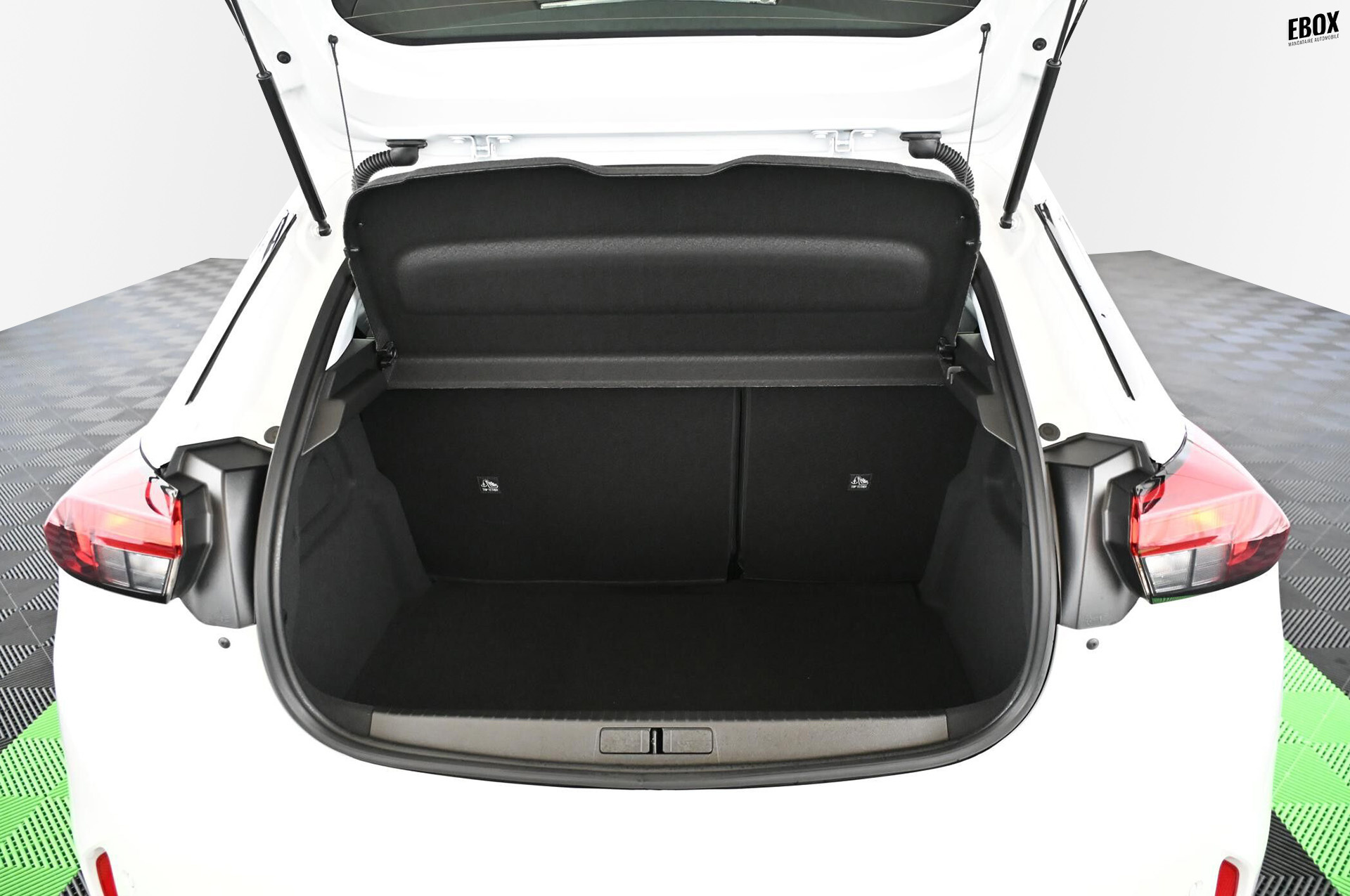 19041_p35 - OPEL - CORSA - 2023 - photo 35