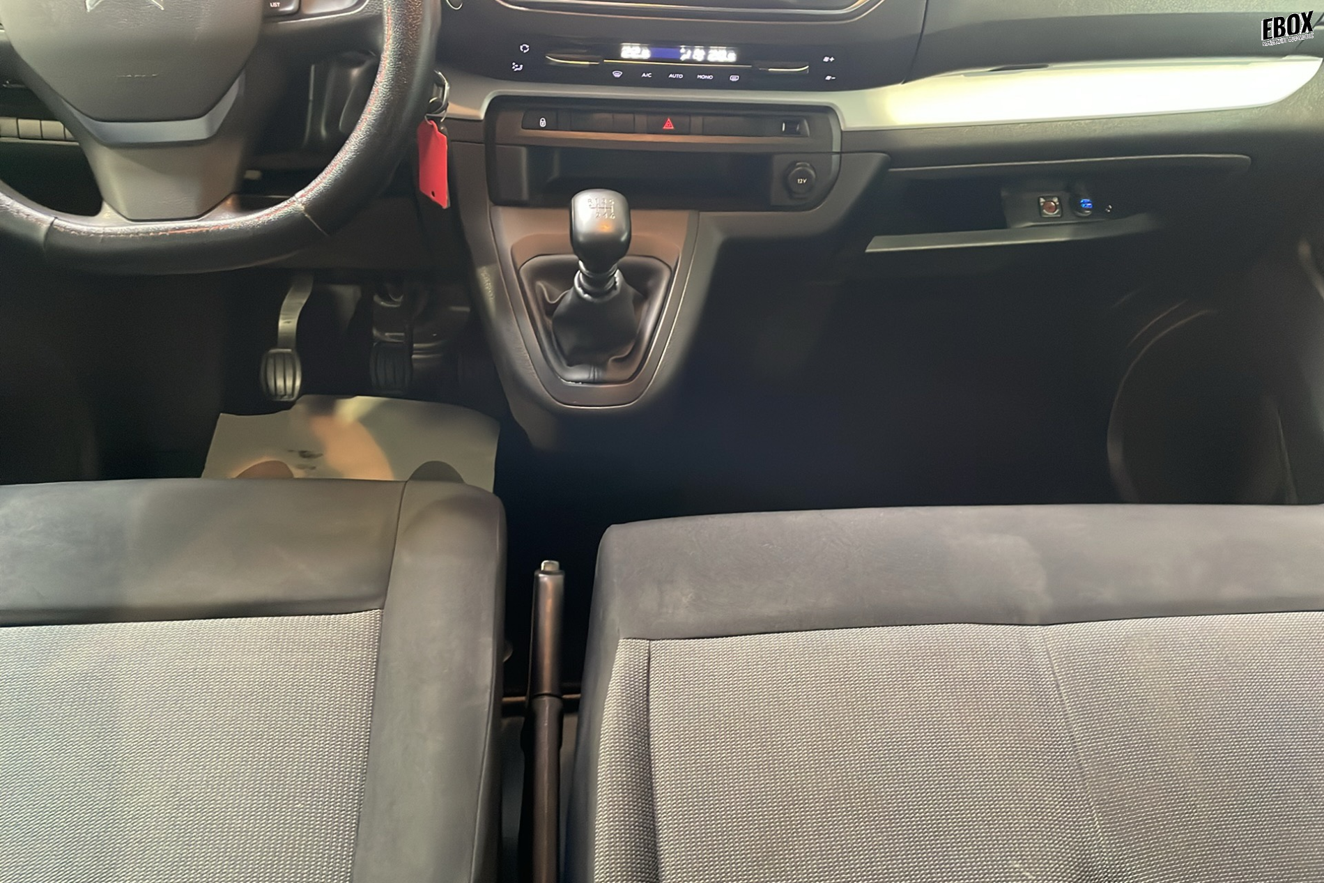227288_p28 - CITROEN - SPACETOURER - 2019 - photo 6