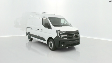 GLI00011056_p53 - NISSAN - INTERSTAR - 2025