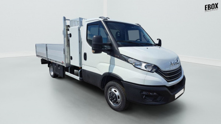 392390_p2 - IVECO - DAILY PLATEAU - 2025