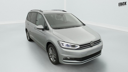 377884_p2 - VOLKSWAGEN - TOURAN - 2026