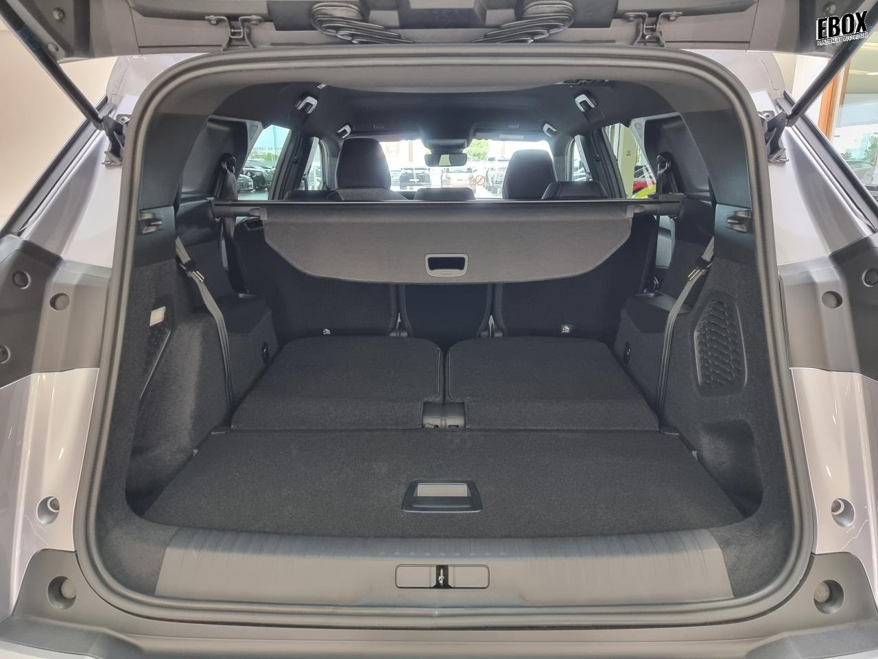 0679-0003278_p68 - PEUGEOT - 5008 - 2025 - photo 14