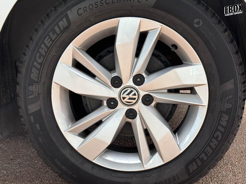0679-0003537_p68 - VOLKSWAGEN - POLO - 2018 - photo 17