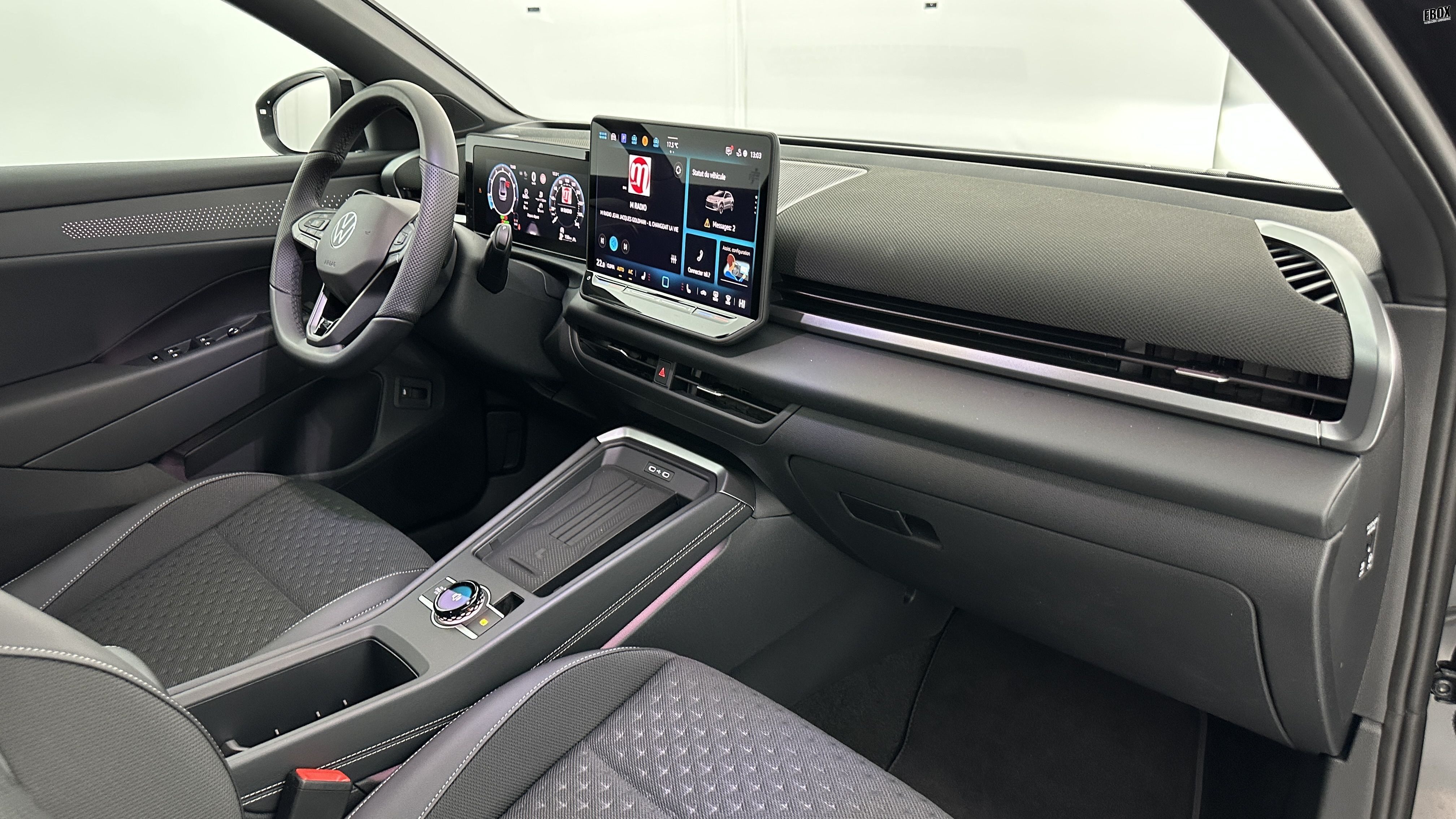 GLI00010012_p53 - VOLKSWAGEN - T ROC - 2026 - photo 8