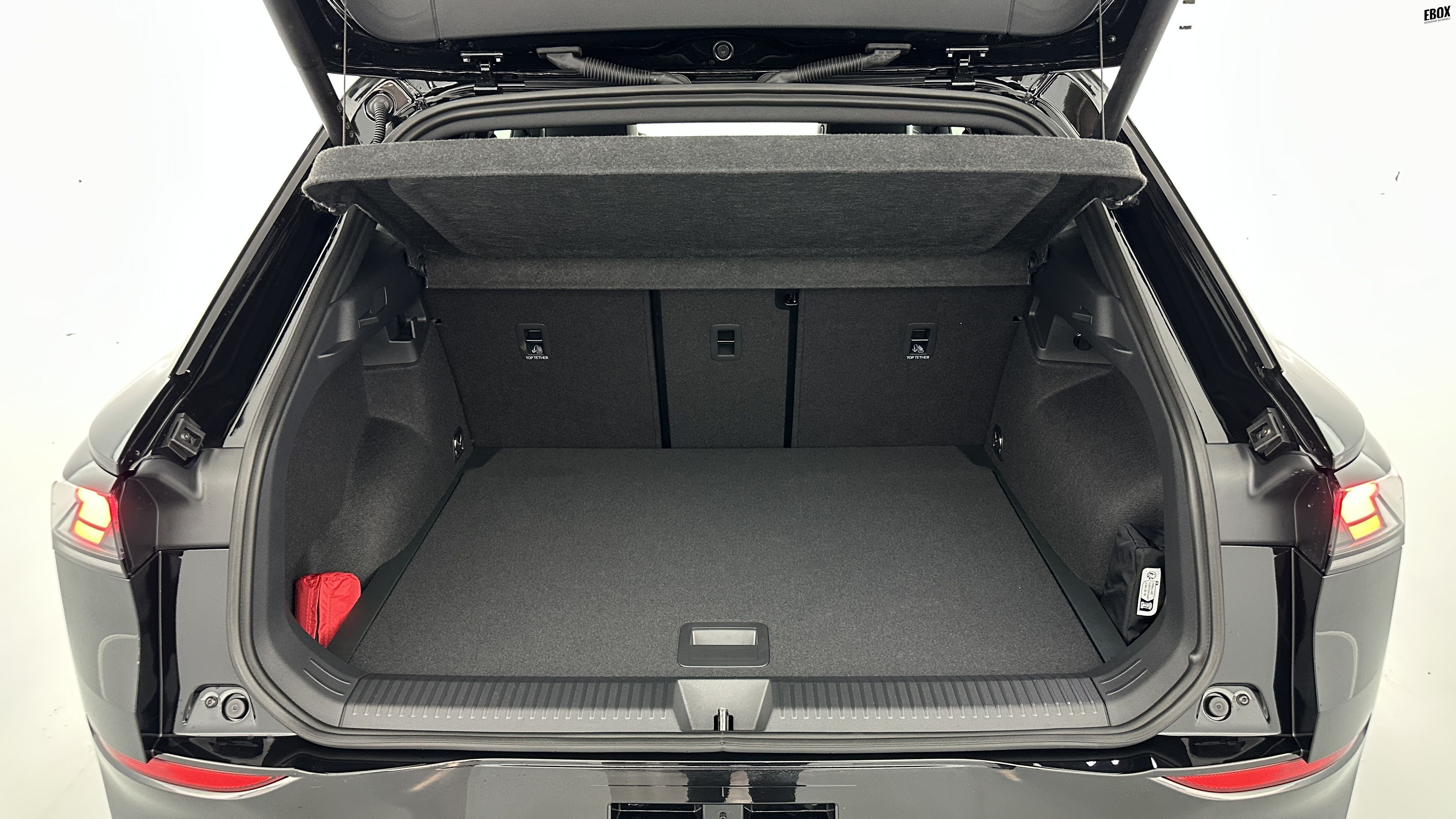 GLI00010012_p53 - VOLKSWAGEN - T ROC - 2026 - photo 10
