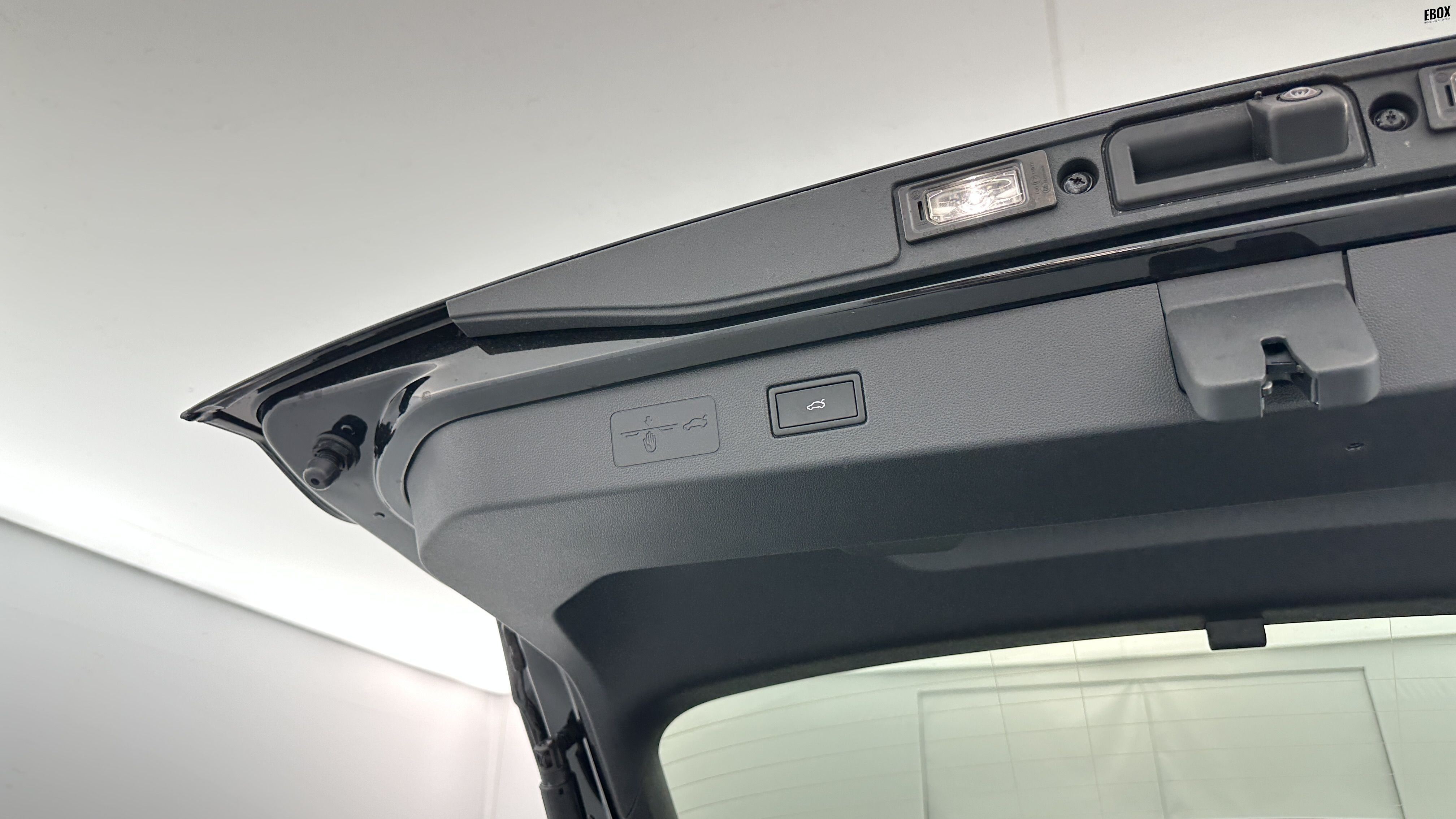 GLI00010012_p53 - VOLKSWAGEN - T ROC - 2026 - photo 22