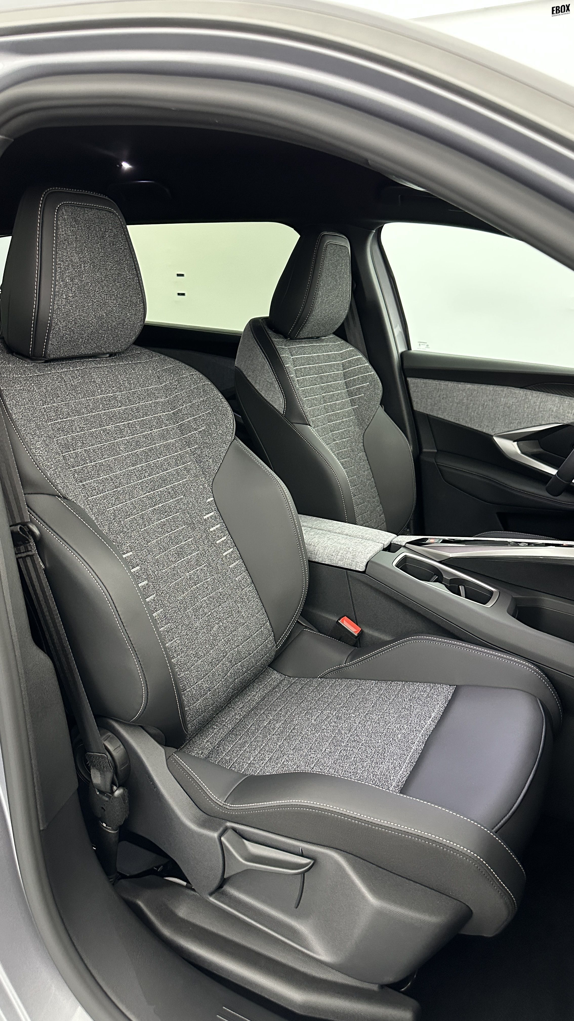 GLI00036202_p53 - PEUGEOT - 5008 - 2025 - photo 19