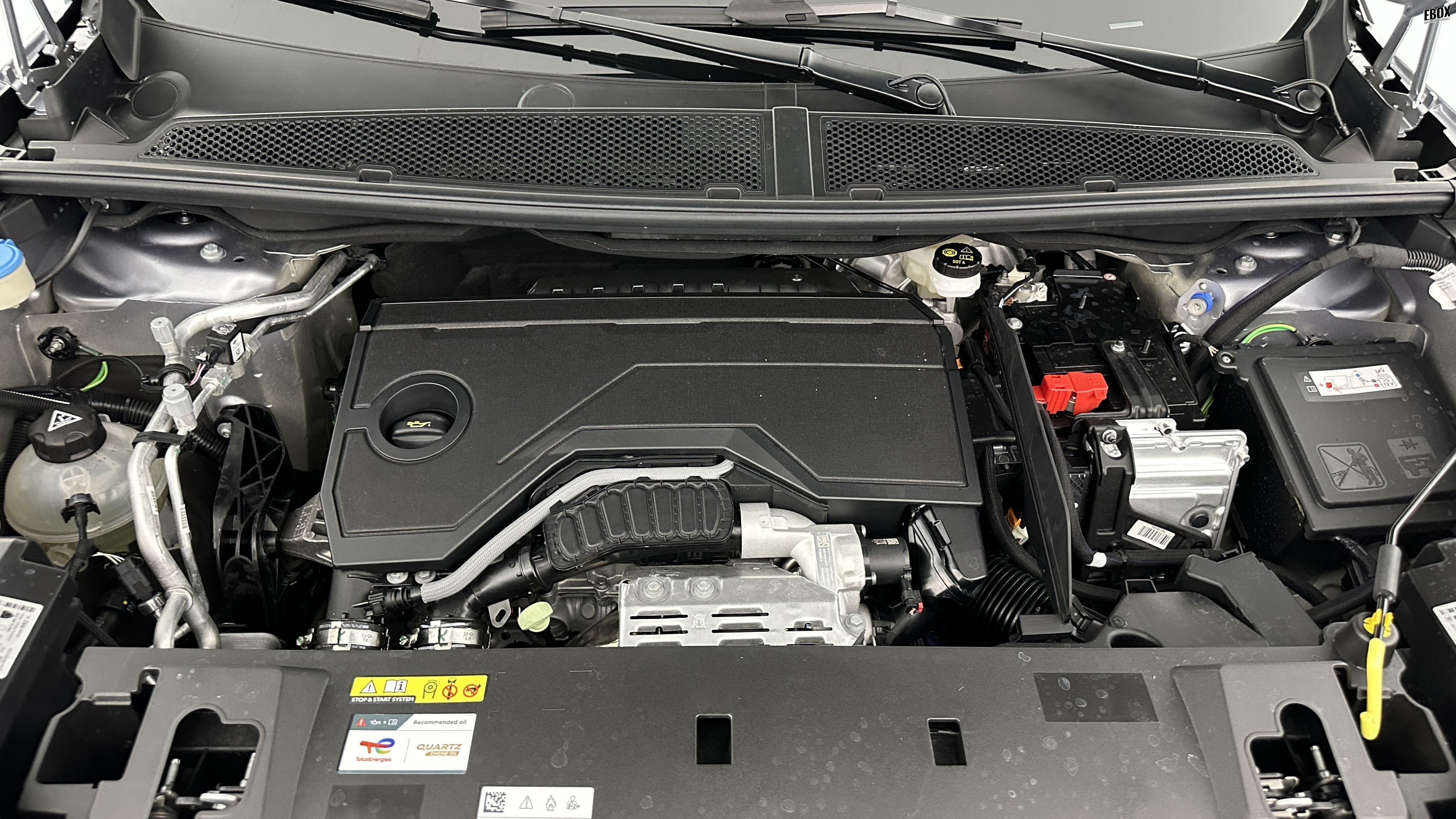 GLI00036201_p53 - PEUGEOT - 5008 - 2025 - photo 12